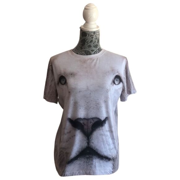 Beloved White Lion Unisex Tee Size Large - Picture 1 of 7